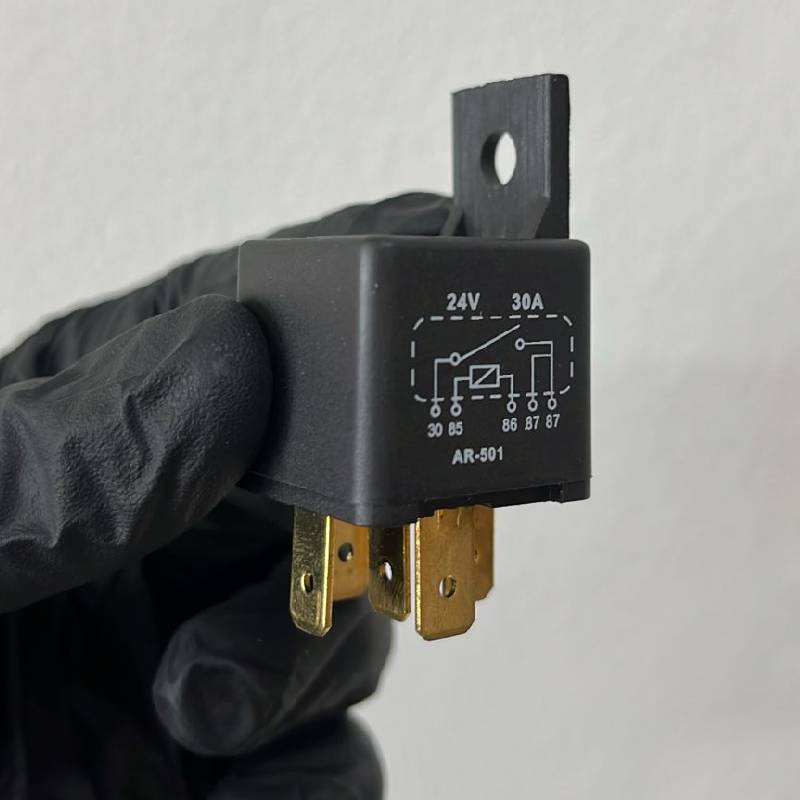 Rele 24v/30 A Universal 5 Patas Repuesto Eléctrico